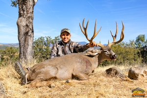 California Blacktail Deer Hunting with SC2 Outdoors | Chris L. Shasta County, California (C Zone)